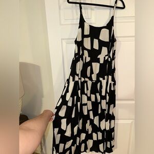 Black and White Sleeveless Dress